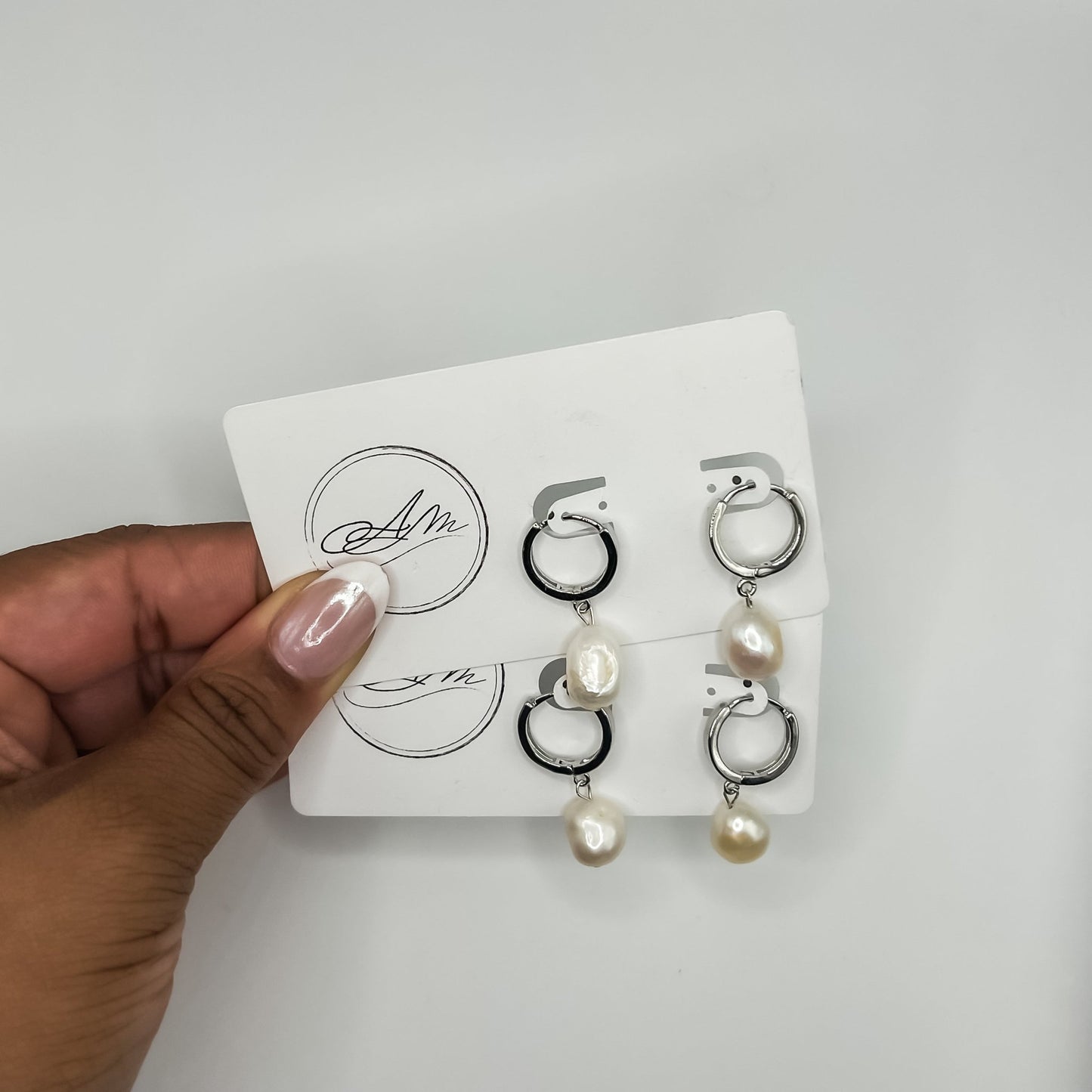 Single Pearl Huggie - Ashleigh McKoy