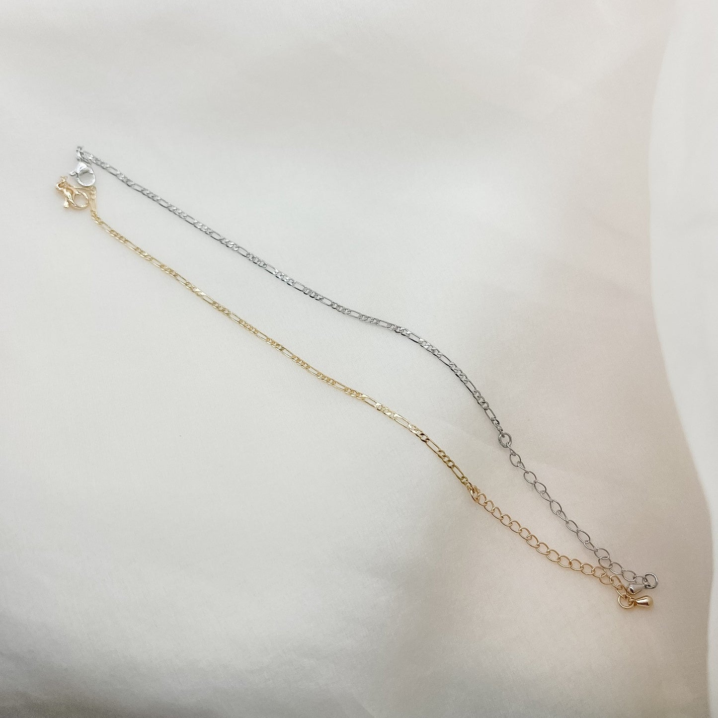 Dainty Figaro Bracelet - Ashleigh McKoy